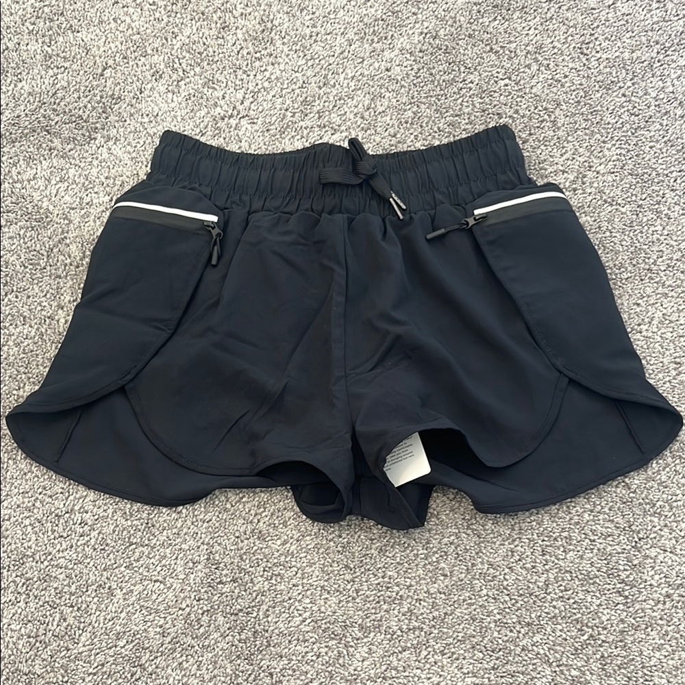 Oalka New With Tags Black Activewear Shorts Size XS